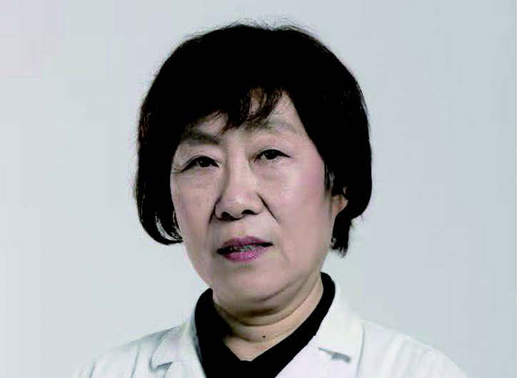 杨 堤