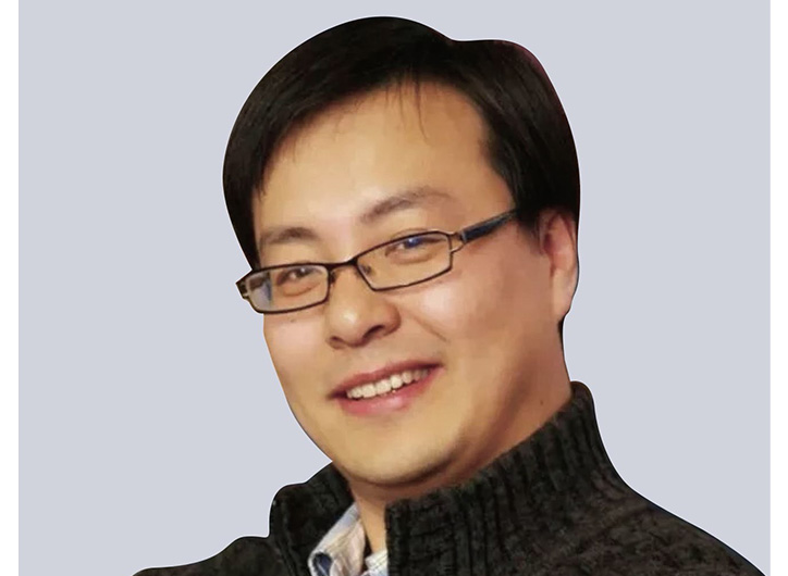 王功伟
